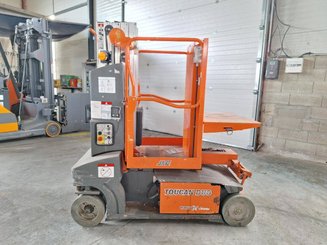 Navicella a gruppo di sollevamento verticale JLG TOUCAN DUO