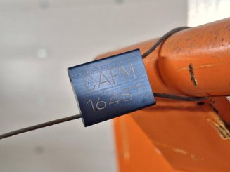 Navicella a gruppo di sollevamento verticale JLG TOUCAN DUO