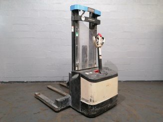 Carrello stoccatore a razze larghe Crown WS2300 1.8