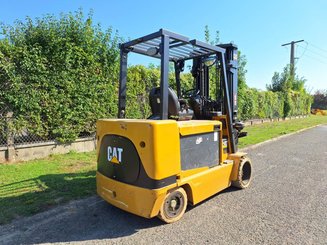 Carrello elevatore frontale a 4 ruote Caterpillar EC55N