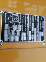 Carrello elevatore frontale a 4 ruote Caterpillar EC55N - 1