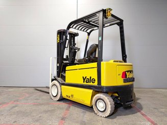 Carrelli elevatori elettrici Yale ERP30 ALF