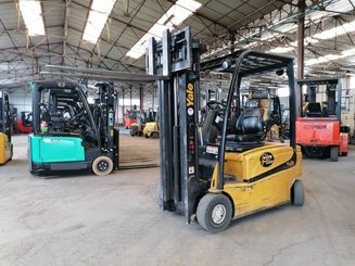 Carrelli elevatori elettrici Yale ERP16VF LWB - 1