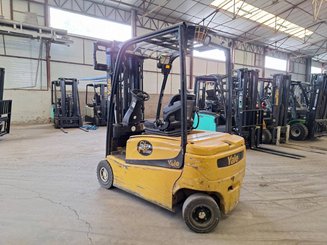 Carrelli elevatori elettrici Yale ERP16VF LWB - 4