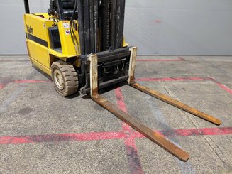 Carrelli elevatori elettrici Yale ERP15RCF - 6