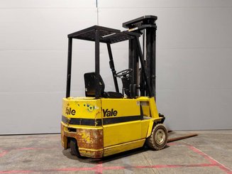 Carrelli elevatori elettrici Yale ERP15RCF