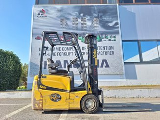 Carrelli elevatori elettrici Yale ERP16VT SWB