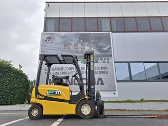 Carrelli elevatori elettrici Yale ERP25VL - 5