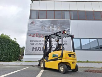 Carrelli elevatori elettrici Yale ERP25VL - 3