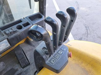 Carrelli elevatori elettrici Yale ERP50VM