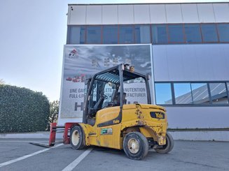 Carrelli elevatori elettrici Yale ERP50VM