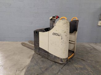 Transpallet con pedana Crown WT3040