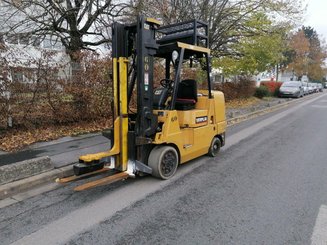 Carrello elevatore frontale a 4 ruote Caterpillar GC45K SWB