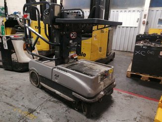 Navicella a gruppo di sollevamento verticale JLG 10MSP - 1