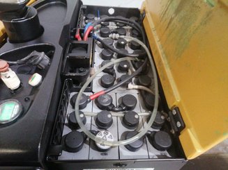 Transpallet guida in accompagnamento Caterpillar NPP20M - 10