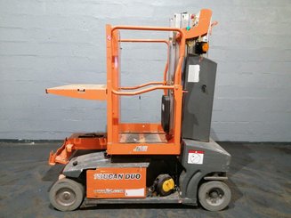 Navicella a gruppo di sollevamento verticale JLG TOUCAN DUO