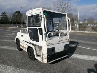 Trattori portuali Charlatte T135 - 1