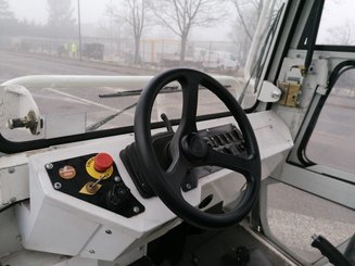 Trattore Charlatte T135