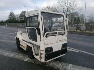 Trattori portuali Charlatte T135 - 1