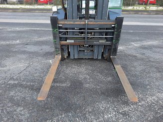 Carrelli multidirezionali Combilift CBE2500 - 12