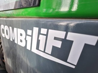Carrelli multidirezionali Combilift CBE2500