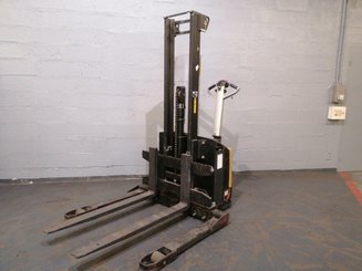 Carrello stoccatore a razze larghe Caterpillar NSP12NS - 1