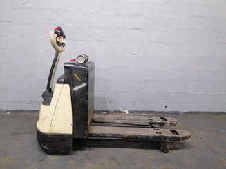 Transpallet guida in accompagnamento Crown WP2320 - 1