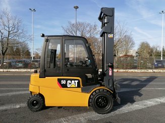 Carrello elevatore frontale a 4 ruote Caterpillar EP50 - 3