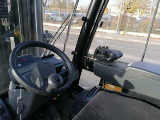 Carrello elevatore frontale a 4 ruote Caterpillar EP50 - 7