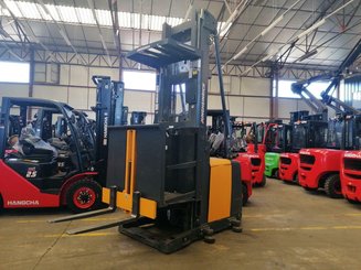 Carrelli commissionatori combinato Jungheinrich EKS312