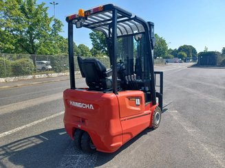 Carrello elevatore frontale a 3 ruote Hangcha A3W18