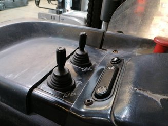 Carrelli retrattili Fenwick R20 - 10