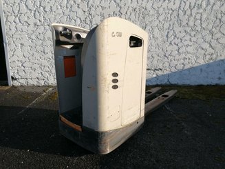 Transpallet con pedana Crown RT4000