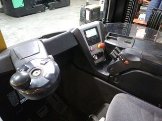 Carrelli retrattili Caterpillar NR16N