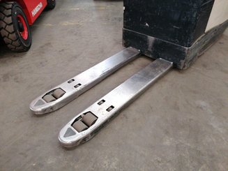Transpallet guida in accompagnamento Crown WT3040 - 7