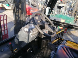 Carrello elevatore frontale a 4 ruote Hyundai 40L-7A
