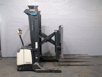 Carrello stoccatore a razze larghe Crown SHR5520-1.1