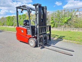 Carrello elevatore frontale a 3 ruote Hangcha A3W15