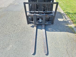 Carrello elevatore frontale a 3 ruote Hangcha A3W15