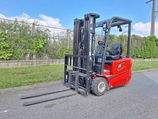 Carrello elevatore frontale a 3 ruote Hangcha A3W15