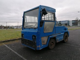 Trattori portuali Charlatte T135 - 1