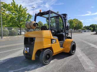 Carrello elevatore frontale a 4 ruote Caterpillar GP40N