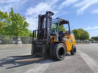 Carrello elevatore frontale a 4 ruote Caterpillar GP40N