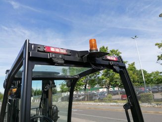 Carrello elevatore frontale a 4 ruote Caterpillar GP40N