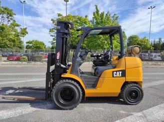 Carrello elevatore frontale a 4 ruote Caterpillar GP40N - 6