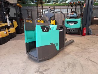 Transpallet con pedana Mitsubishi PBF25N3R MITSUBISHI