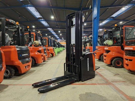 Stoccatori con piattaforma Hangcha CDD16-AZ3S - 1