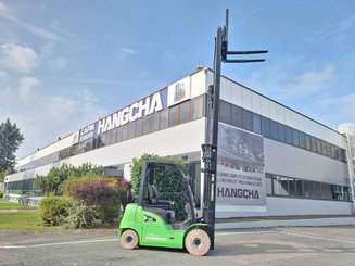 Carrello elevatore frontale a 4 ruote Hangcha XC30i