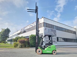 Carrello elevatore frontale a 4 ruote Hangcha XC30i