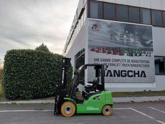 Carrello elevatore frontale a 4 ruote Hangcha XC30i